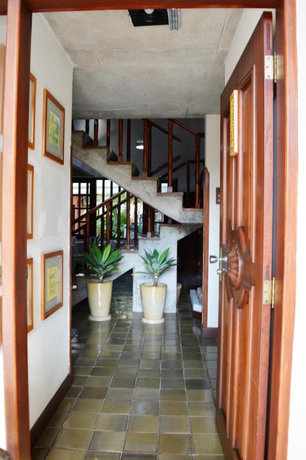 Pousada O Garimpo. Embu Luaran gambar